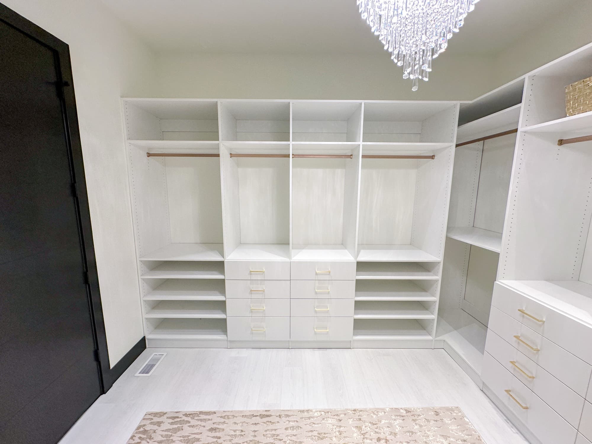 Walk-in closet shelving tower