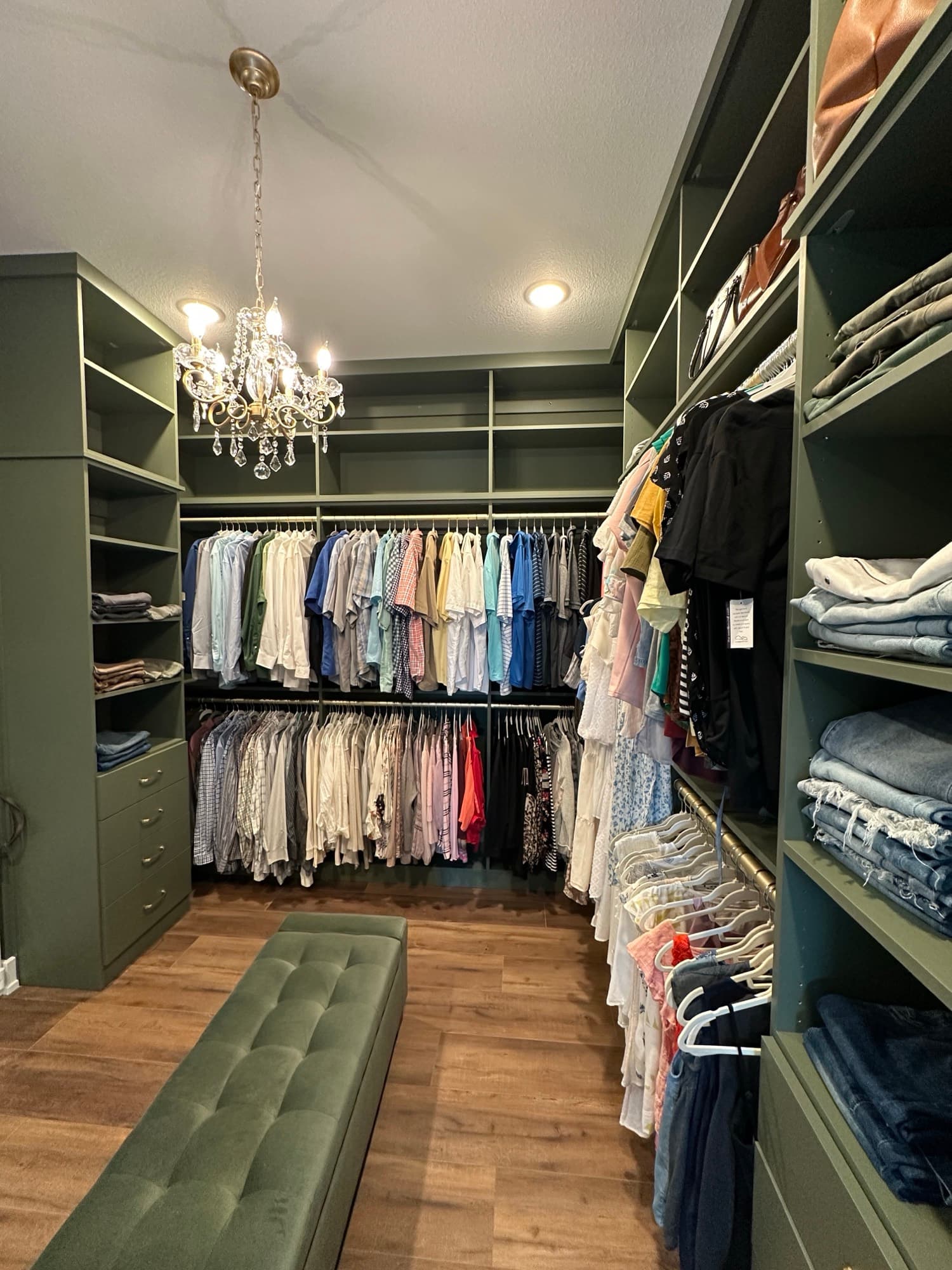 Walk-in closet drawers