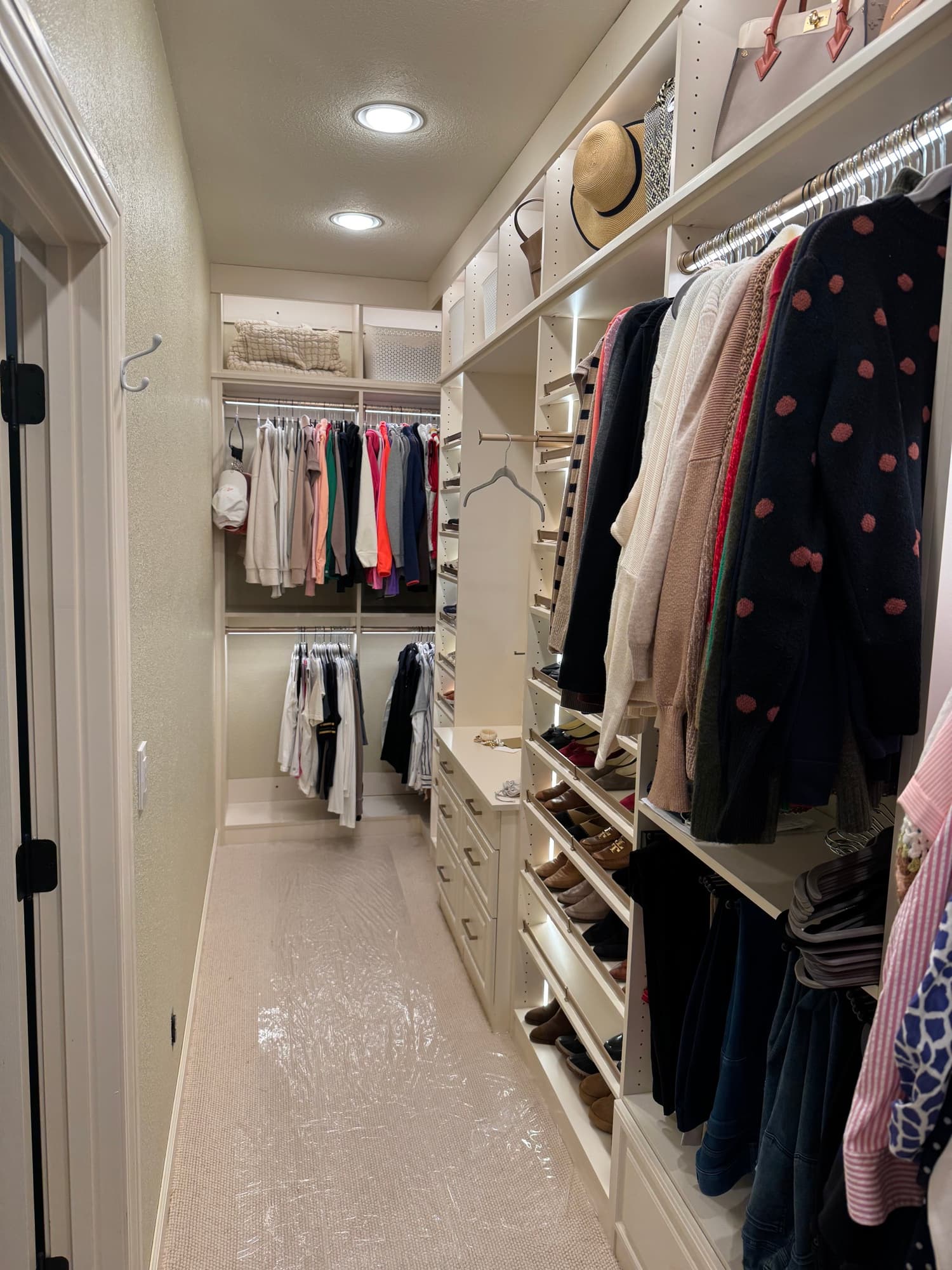 Custom closet in Jefferson City, MO home