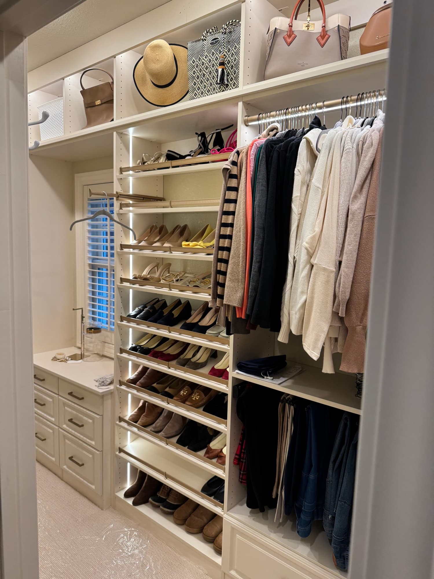 Walk-in closet drawer stack